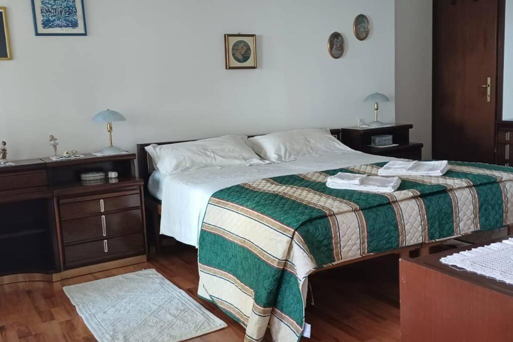 Brezza Marina - Appartamento In Villa Fronte Mare Trieste Ngoại thất bức ảnh