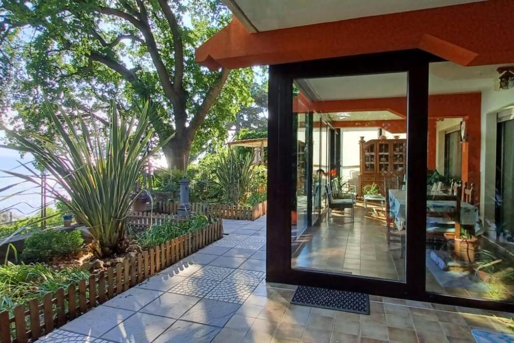 Brezza Marina - Appartamento In Villa Fronte Mare Trieste Ngoại thất bức ảnh