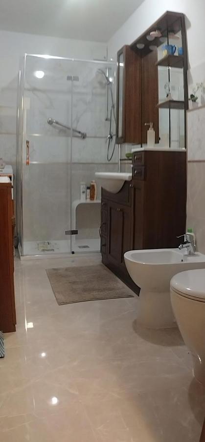 Brezza Marina - Appartamento In Villa Fronte Mare Trieste Ngoại thất bức ảnh